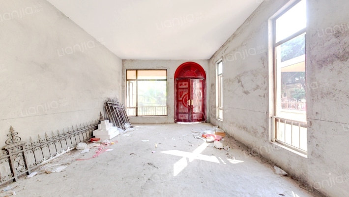 恒大御景半岛紫杉湖二手房实景图