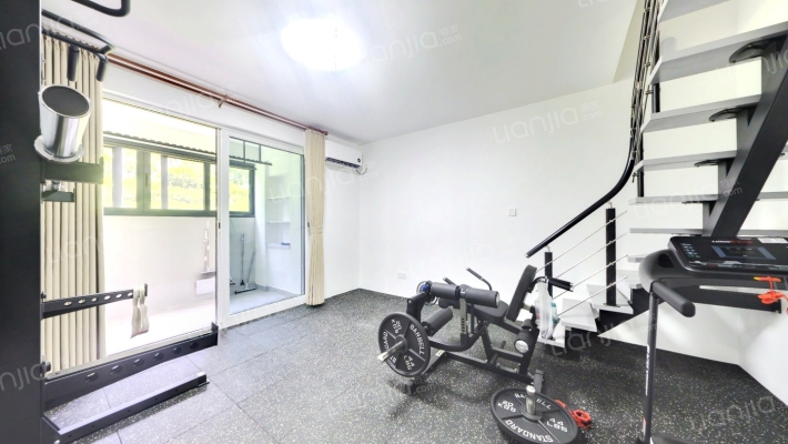 松岳名都二手房实景图