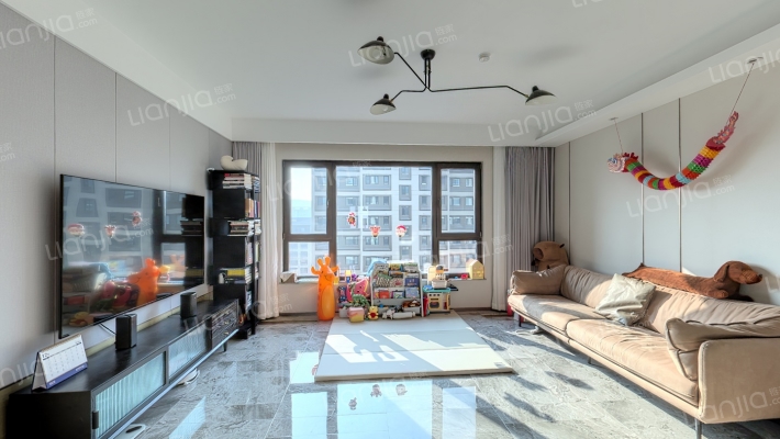 旅游路金茂府二手房实景图