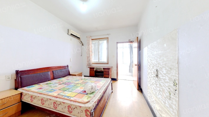 体育路45号二手房实景图