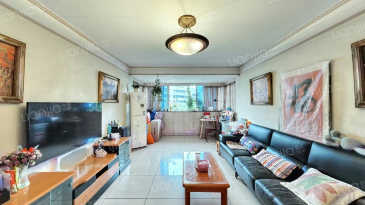 树蓓街104号二手房实景图