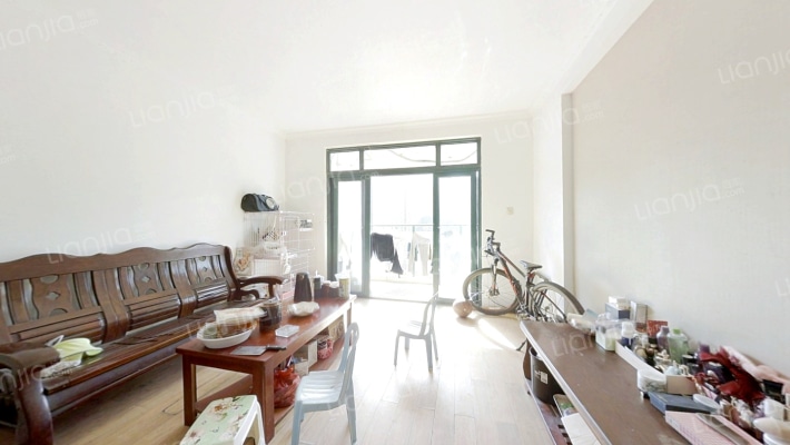 镇江新区四海家园二手房实景图