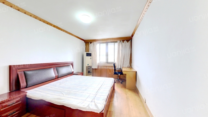 中央路262号二手房实景图