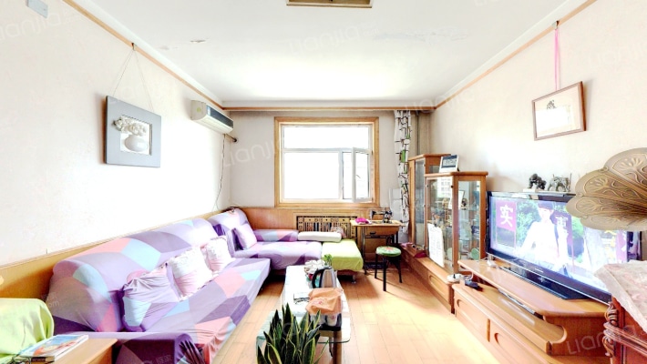 幼师宿舍二手房实景图