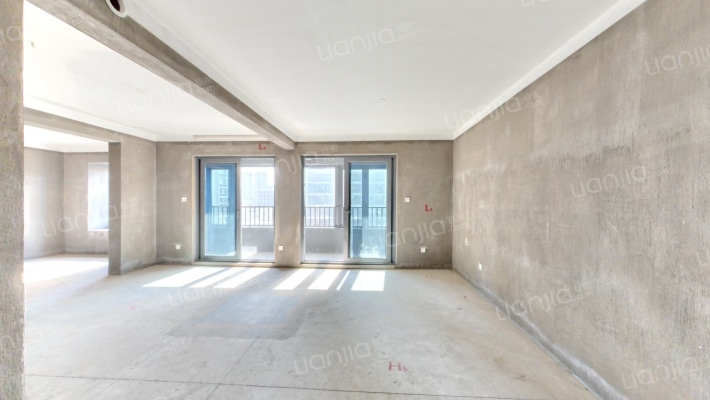 绿城春来云潮二手房实景图