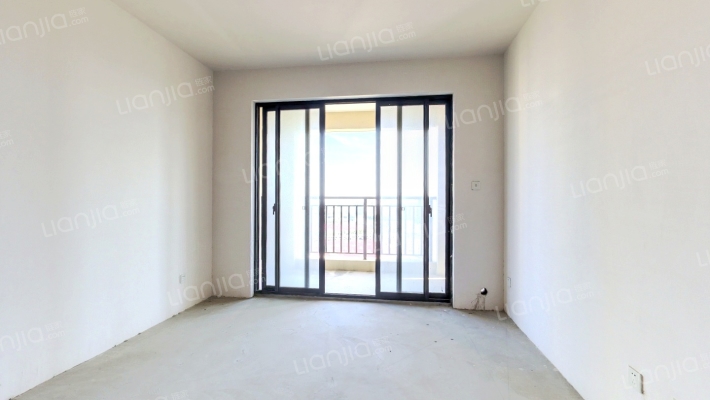 东南邻里生活广场二手房实景图