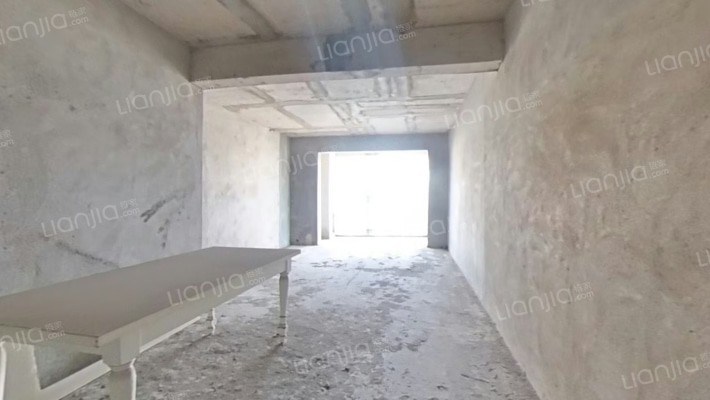 东宸公馆二手房实景图