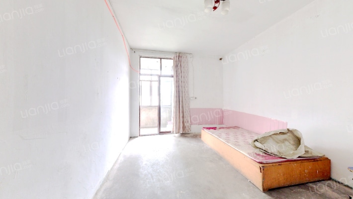 西街31号二手房实景图