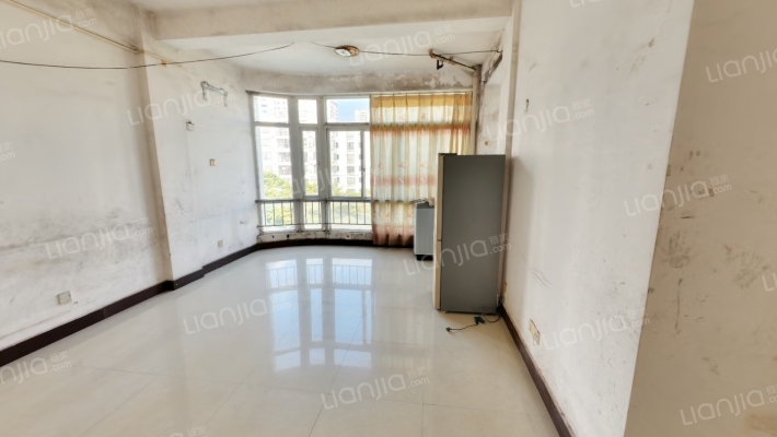 北海花园二手房实景图