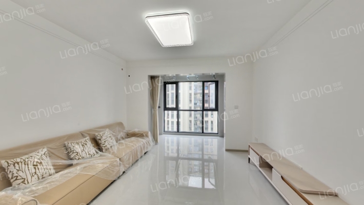 绿地香湖湾2号院二手房实景图