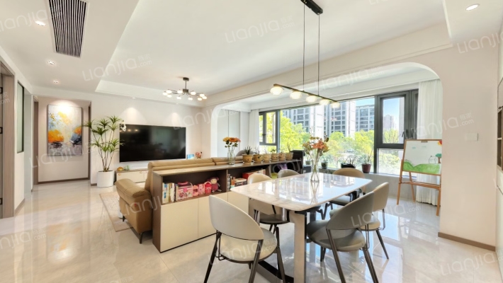 金辉凤栖云璟二期二手房实景图