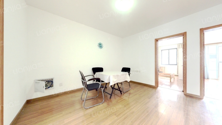 秋涛北路322号二手房实景图