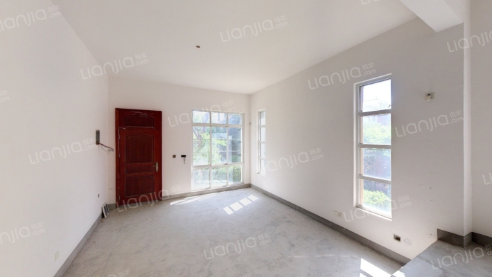 嘉利华府庄园五区二手房实景图