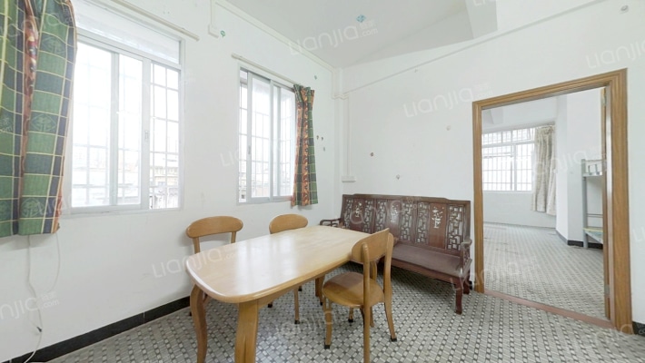 耀华社区耀华大街二手房实景图