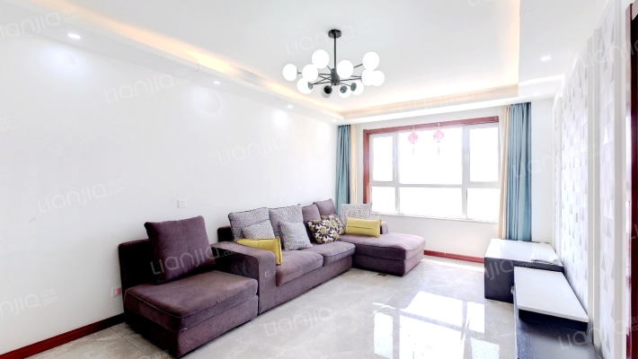 水岸龙城苑二手房实景图