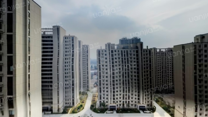 常绿·东风宸苑二手房实景图