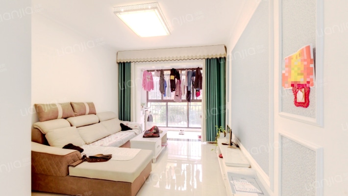 圣地雅阁B区二手房实景图