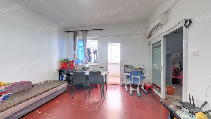 虹冠大厦二手房实景图