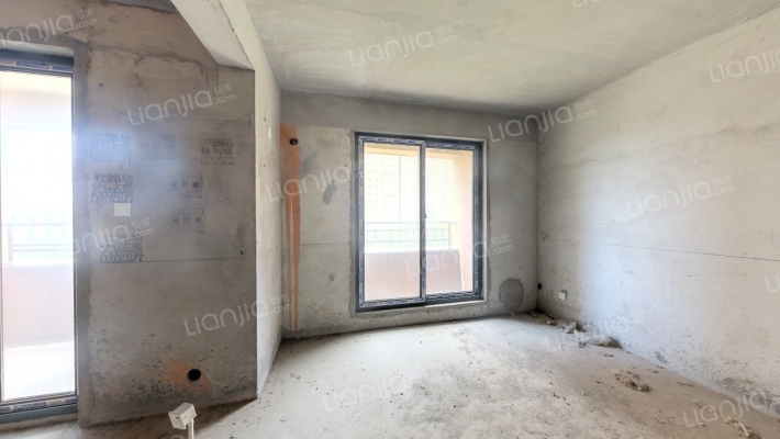 高力金色果缘二手房实景图