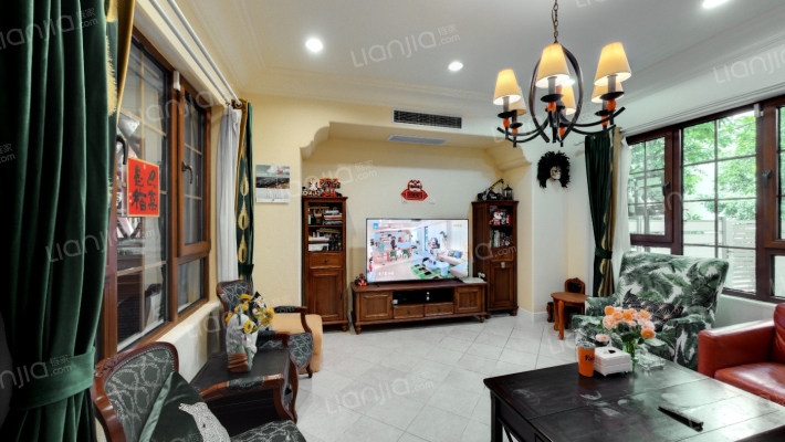 纳帕尔湾水庄二手房实景图