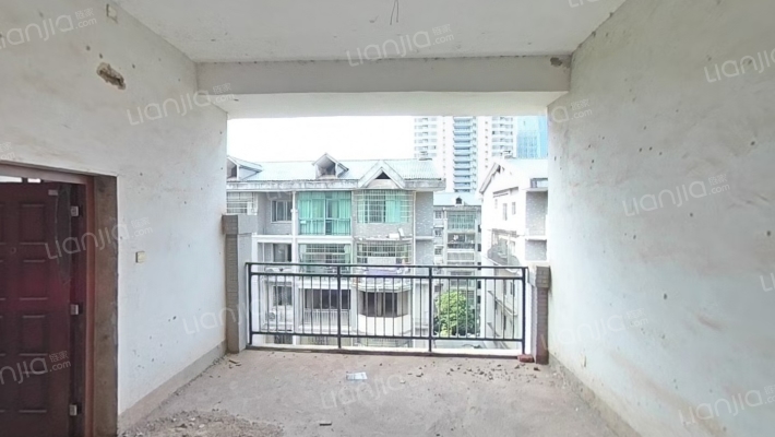 蒸水花苑二手房实景图