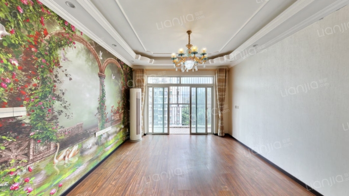 康田龙腾湾二手房实景图