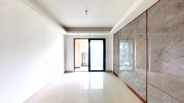 美的水投花湾城二手房实景图