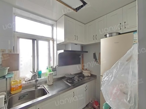 合租·东莞路 3居室 南卧