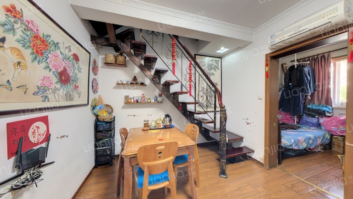 东汇路187号二手房实景图