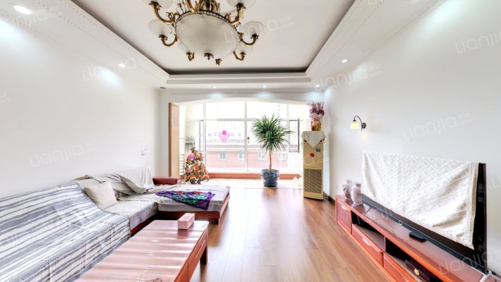 零五小区二手房实景图