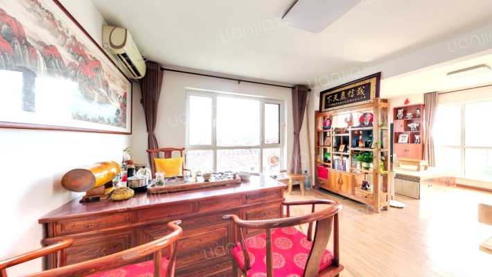 八一花园二手房实景图