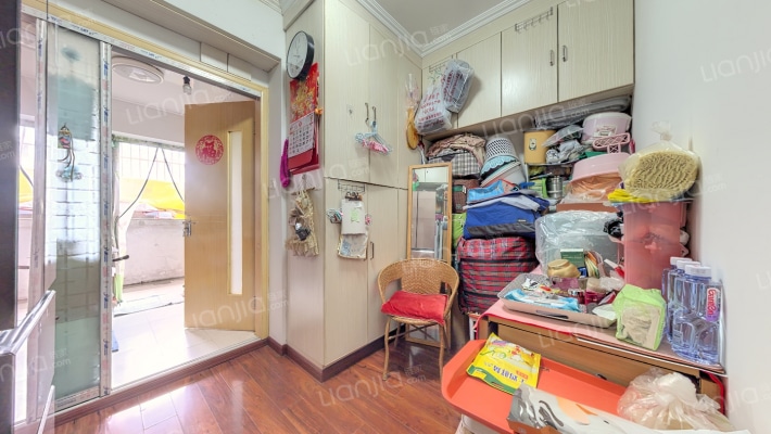 新里河新村二手房实景图