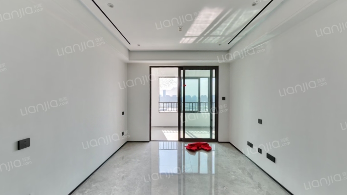 保利天汇二手房实景图