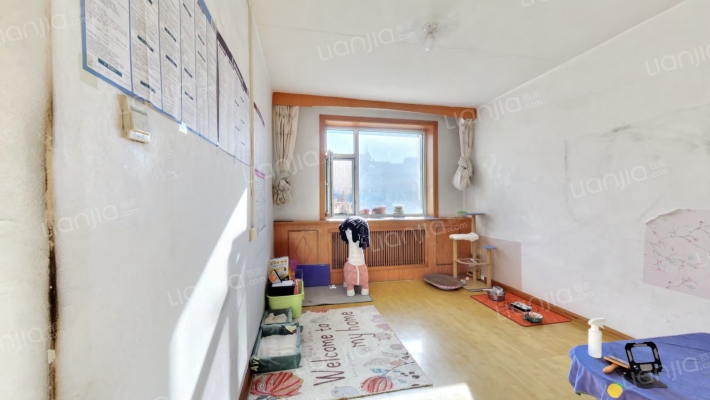 百草路二手房实景图