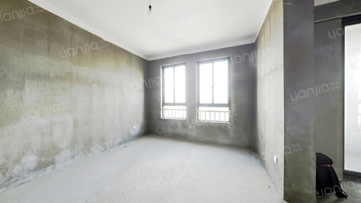 春晓源燕园二手房实景图