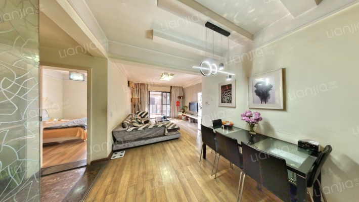 蓝岸丽景二手房实景图