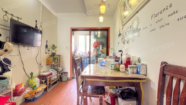 鼎泰家园二手房实景图