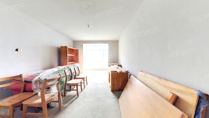 满四年了，毛坯房，南北通透大两居，采光好，视野好-客厅