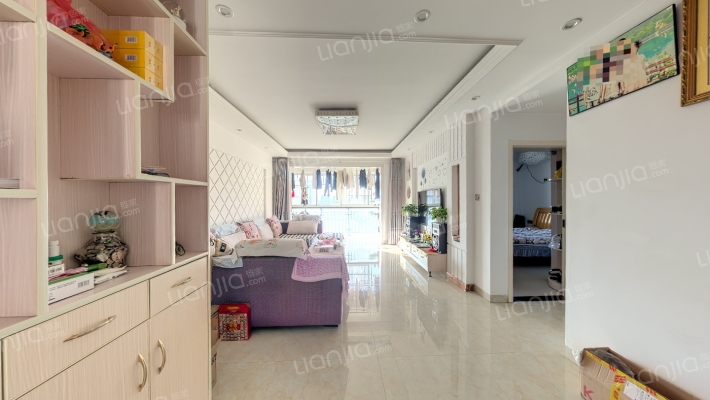 沿海丽水佳园二手房实景图