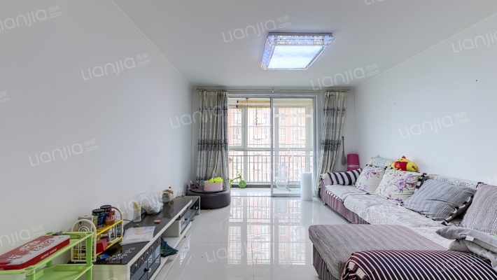 南北通透两居，带装修，好楼层，方便看房-客厅