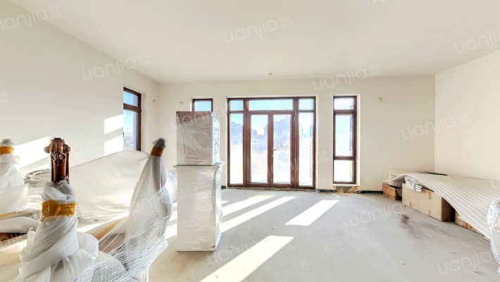 富力津门湖黛湖花园二手房实景图