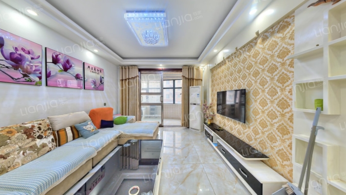 郡临天下二手房实景图