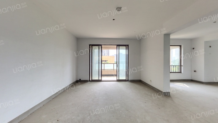 世茂世界湾花园北区二手房实景图