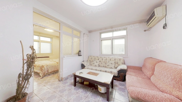 沿河东楼二手房实景图