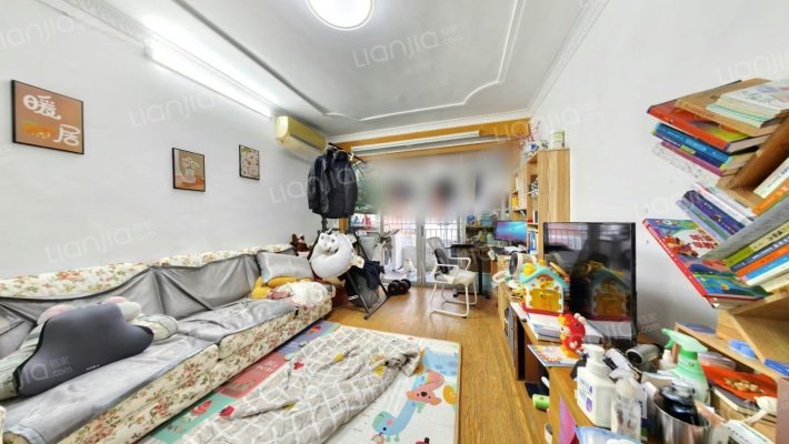 振业梅苑二手房实景图