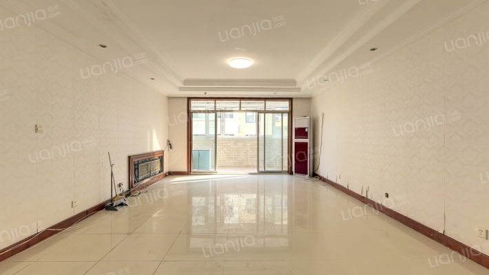 亚麦山庄二手房实景图