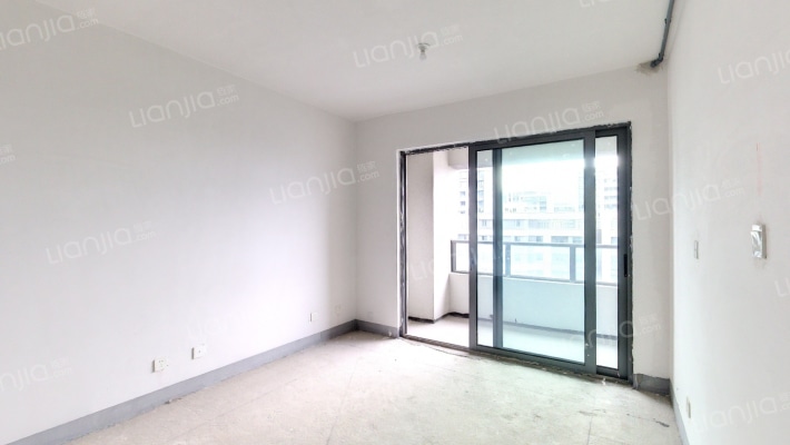 新塘东苑二手房实景图