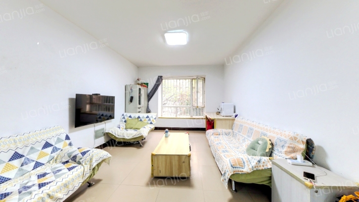 棕榈泉花园二手房实景图