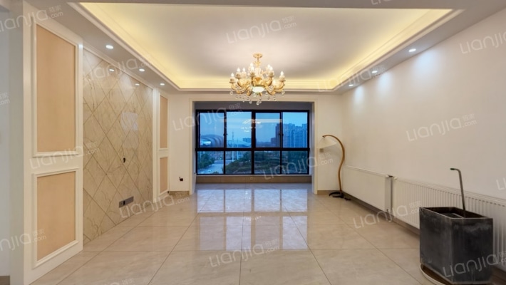 东城雅苑二手房实景图