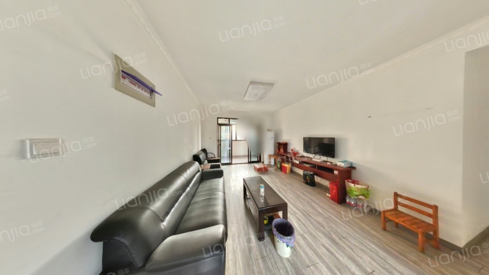 新龙家园一期二手房实景图